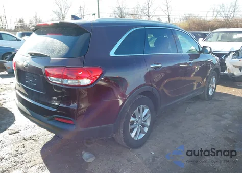2016 Kia Sorento 2.4L Lx z USA, uszkodzony, nr VIN 5XYPG4A37GG125639